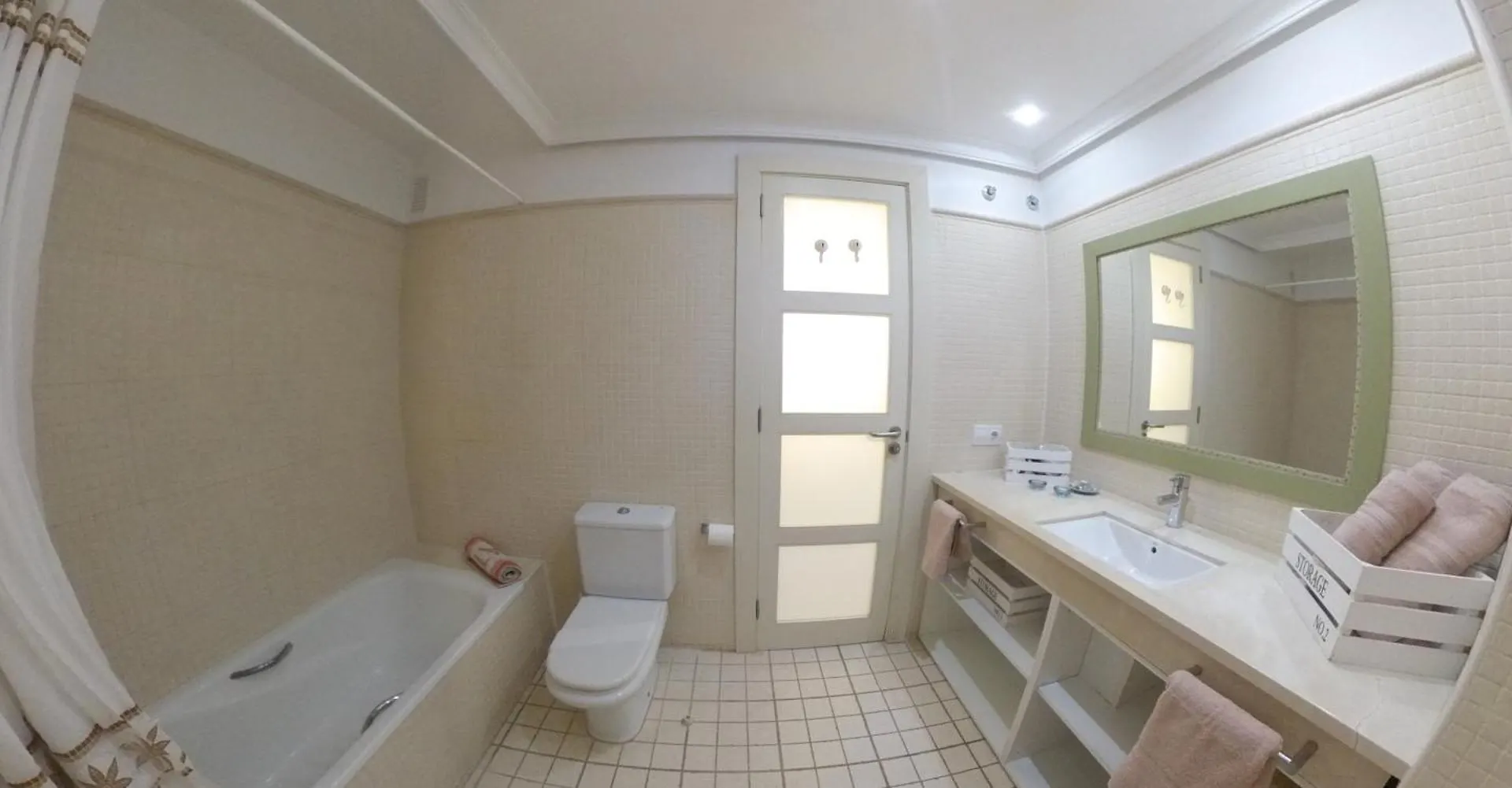 Spacious 2 Beds Appt With Pool In A Large Complex Puerto de Santiago